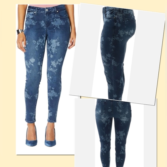 Curvy Plus Size Petite Batik Floral Printed Jeans 💙 - Picture 1 of 7